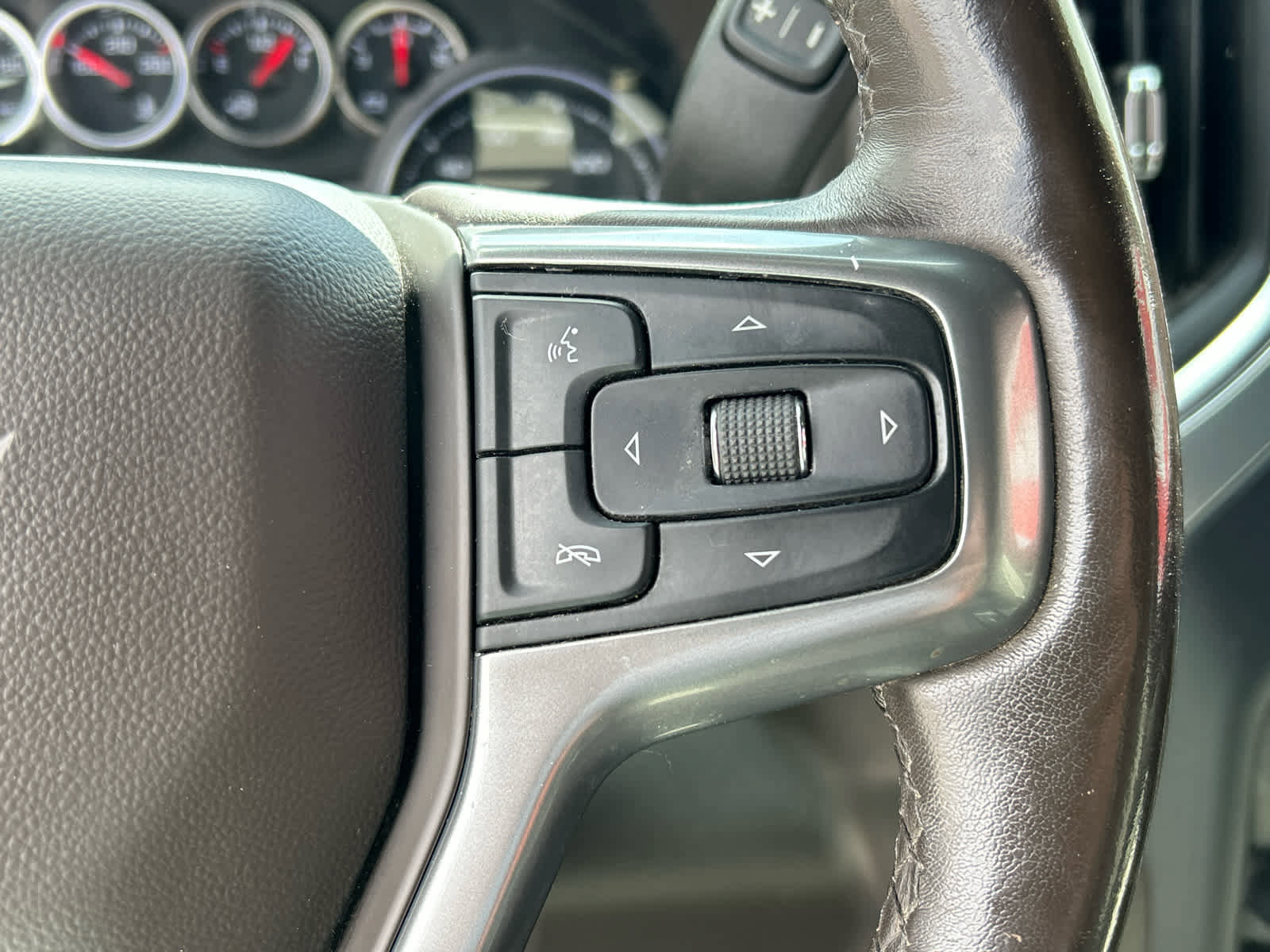 Used 2023 Chevrolet Silverado 3500 LTZ image 26