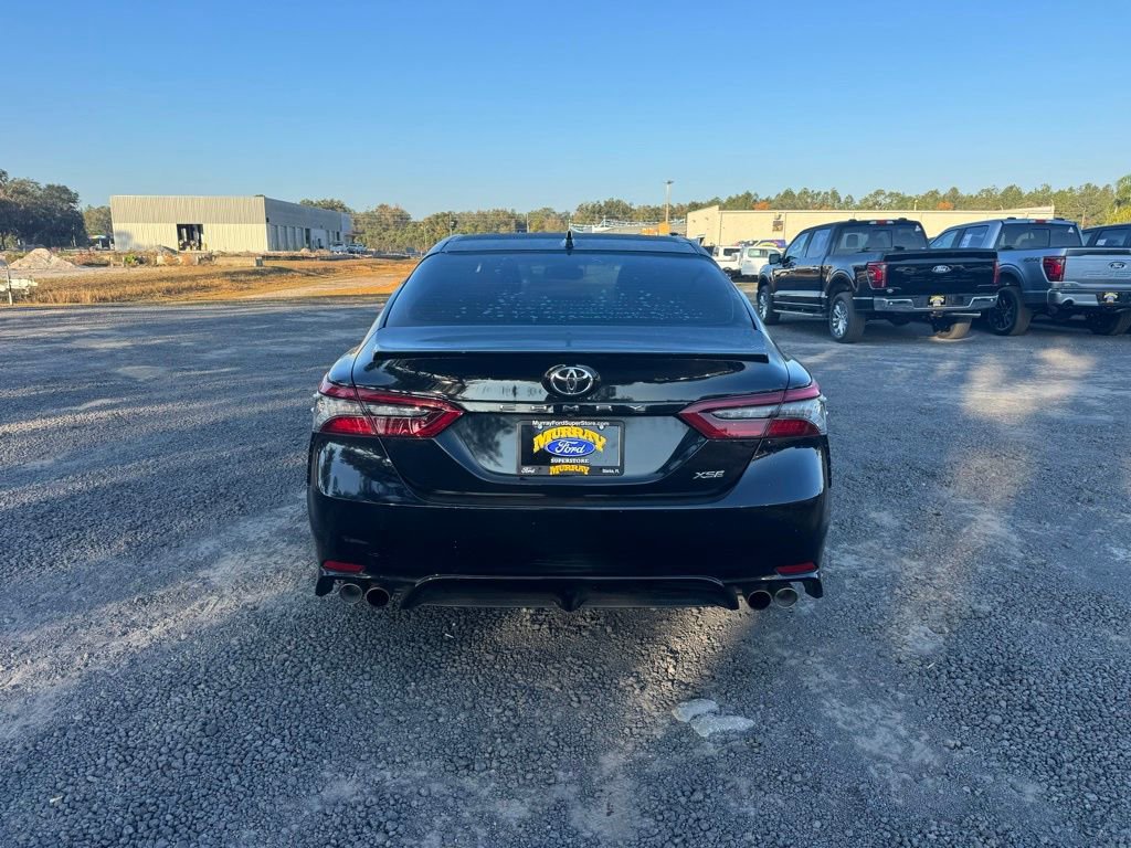 Used 2021 Toyota Camry XSE image 4