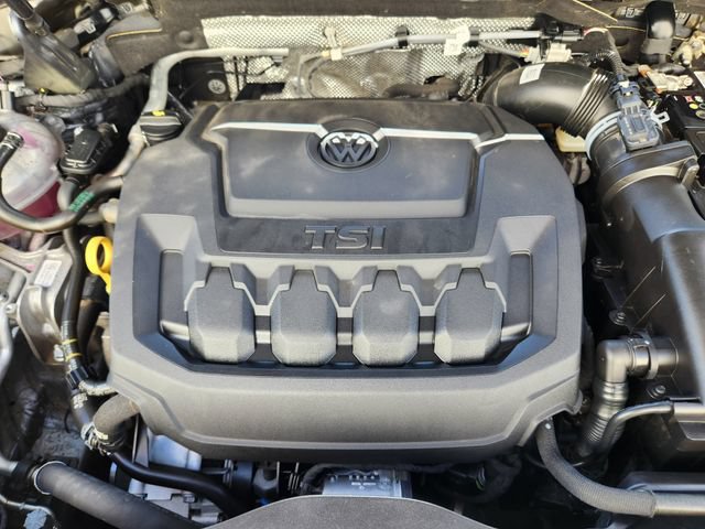 Used 2022 Volkswagen Tiguan SE AWD/4WD image 17