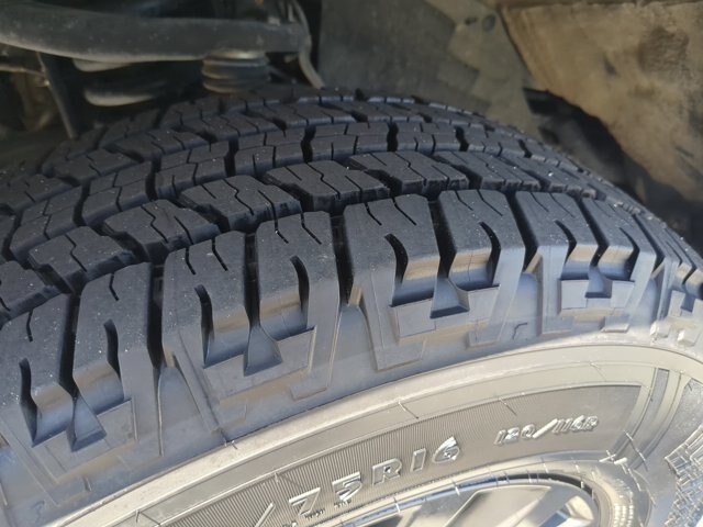 Used 2022 Toyota Tacoma SR5 AWD/4WD image 12