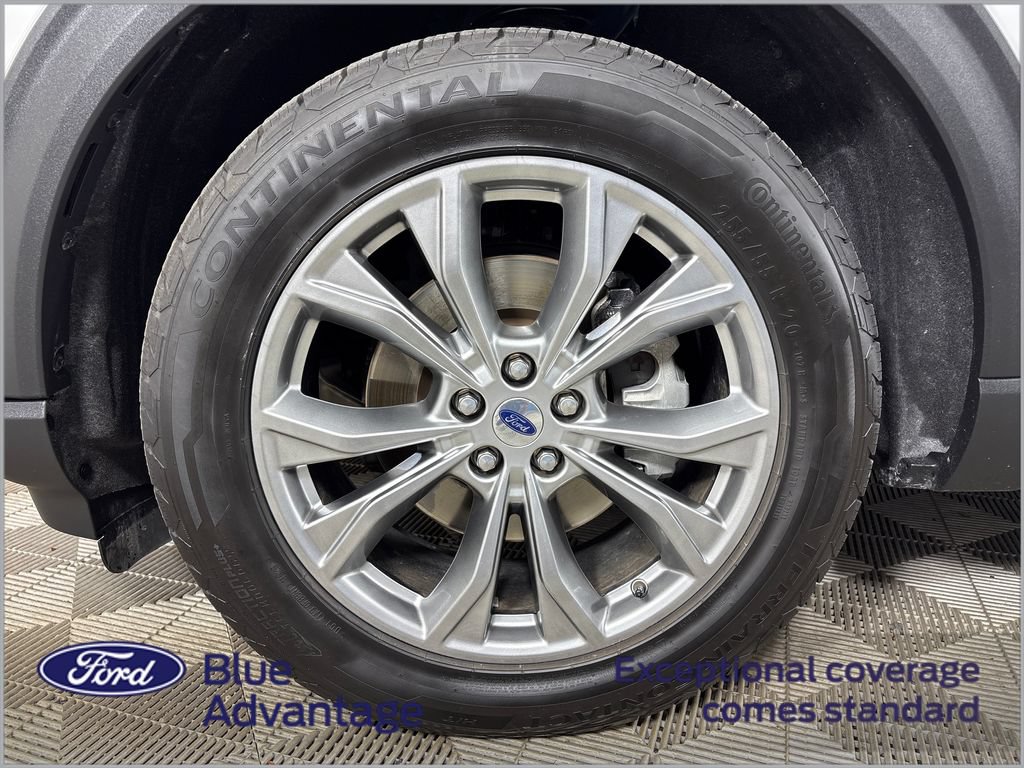 Certified 2023 Ford Explorer XLT w/ Equipment Group 202A RWD image 13