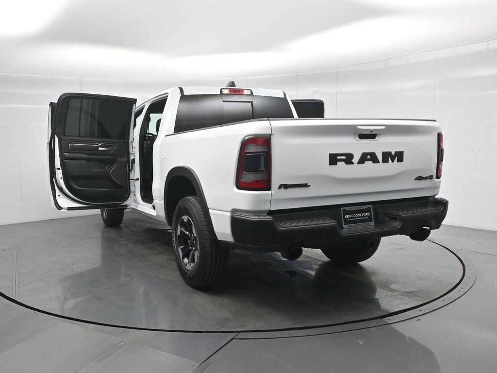 Used 2023 RAM 1500 Laramie image 32