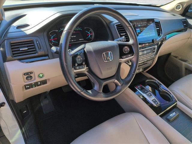 Used 2020 Honda Pilot Touring image 10