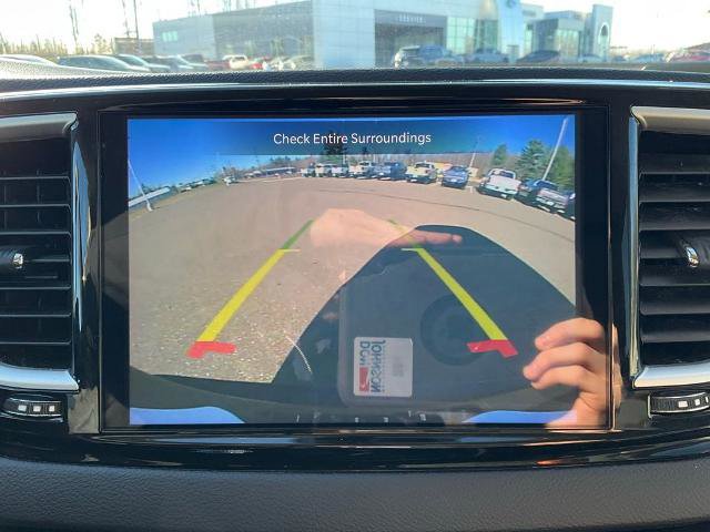 Used 2024 Chrysler Pacifica Touring-L image 23