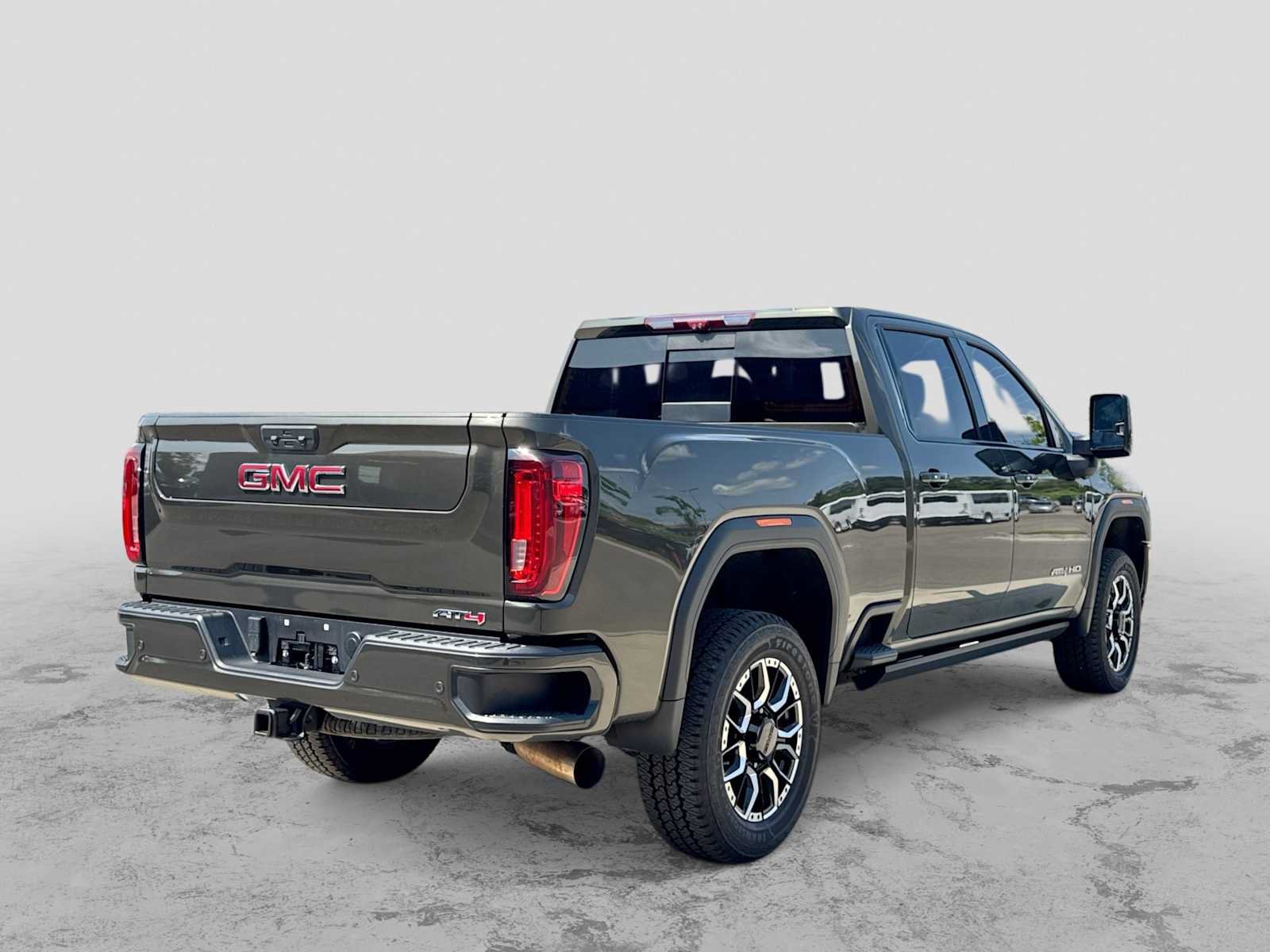 Used 2023 GMC Sierra 2500 AT4 w/ AT4 Premium Plus Package AWD/4WD image 6