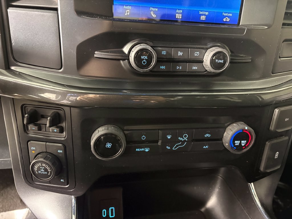 Certified 2021 Ford F150 XL w/ STX Appearance Package AWD/4WD image 18