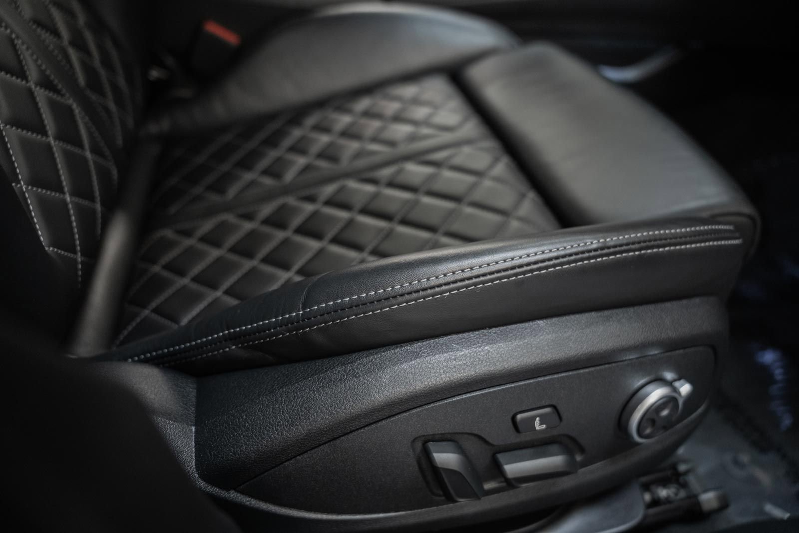 Used 2024 Audi S5 Premium Plus w/ Premium Plus Package image 42