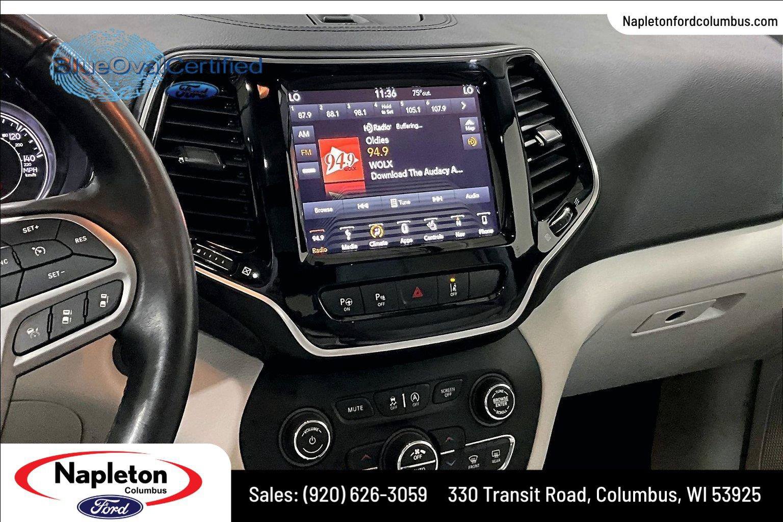 Used 2019 Jeep Cherokee Limited w/ Luxury Group AWD/4WD image 7