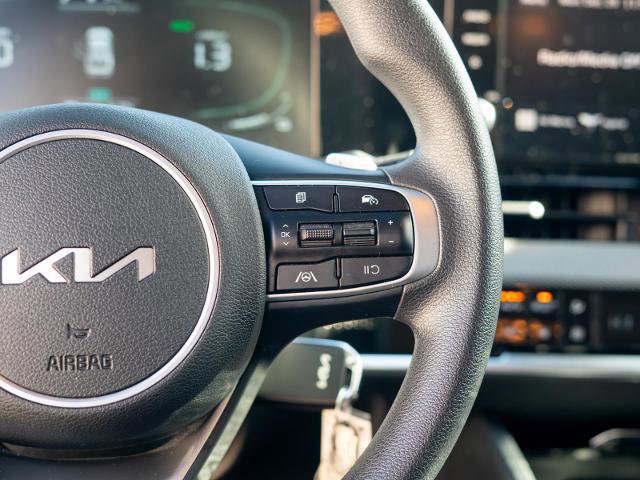 Used 2023 Kia Sportage LX image 20