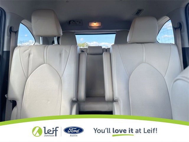 Used 2021 Toyota Highlander Limited image 31