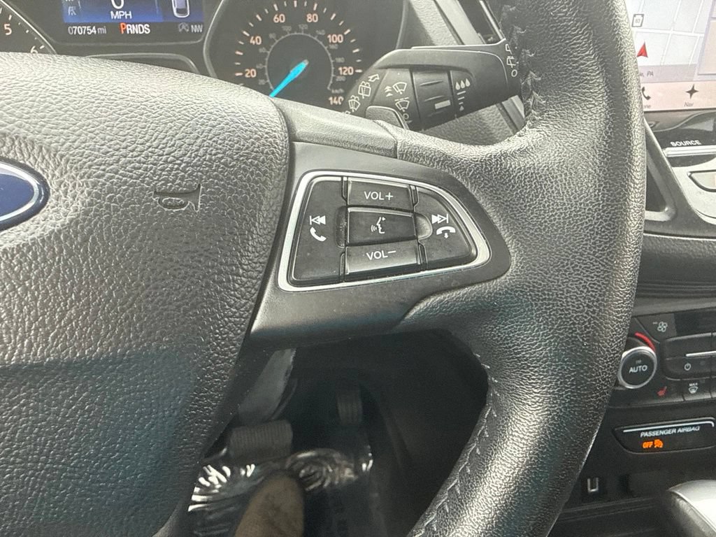 Certified 2017 Ford Escape Titanium AWD/4WD image 20