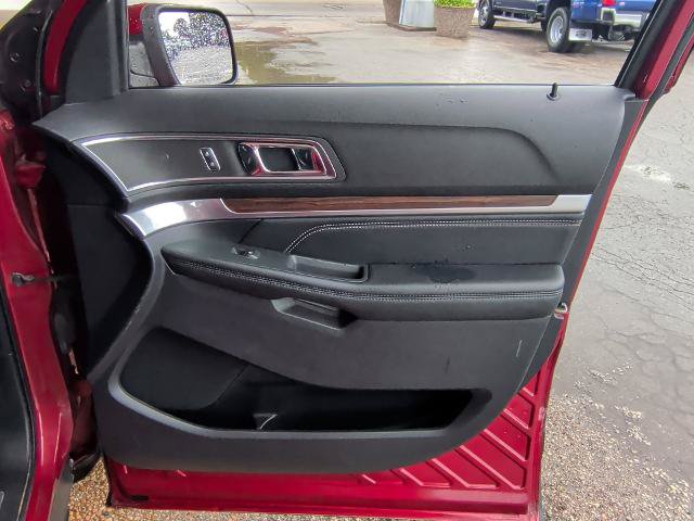Certified 2019 Ford Explorer Limited w/ Class III Trailer Tow Package FWD image 24