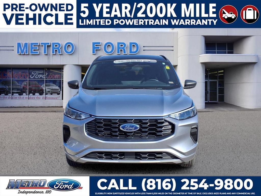 Certified 2023 Ford Escape ST-Line w/ Tech Pack #1 AWD/4WD image 8