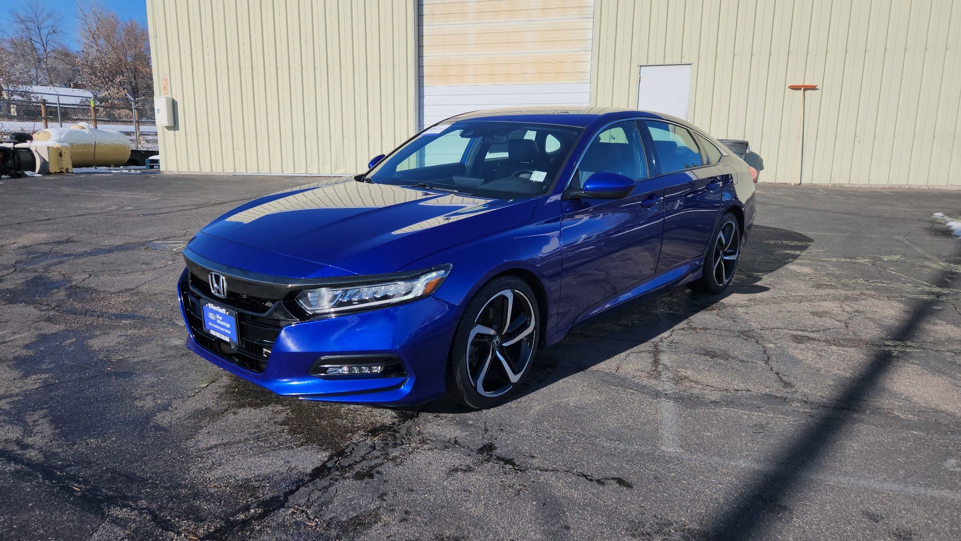 Used 2019 Honda Accord Sport image 3