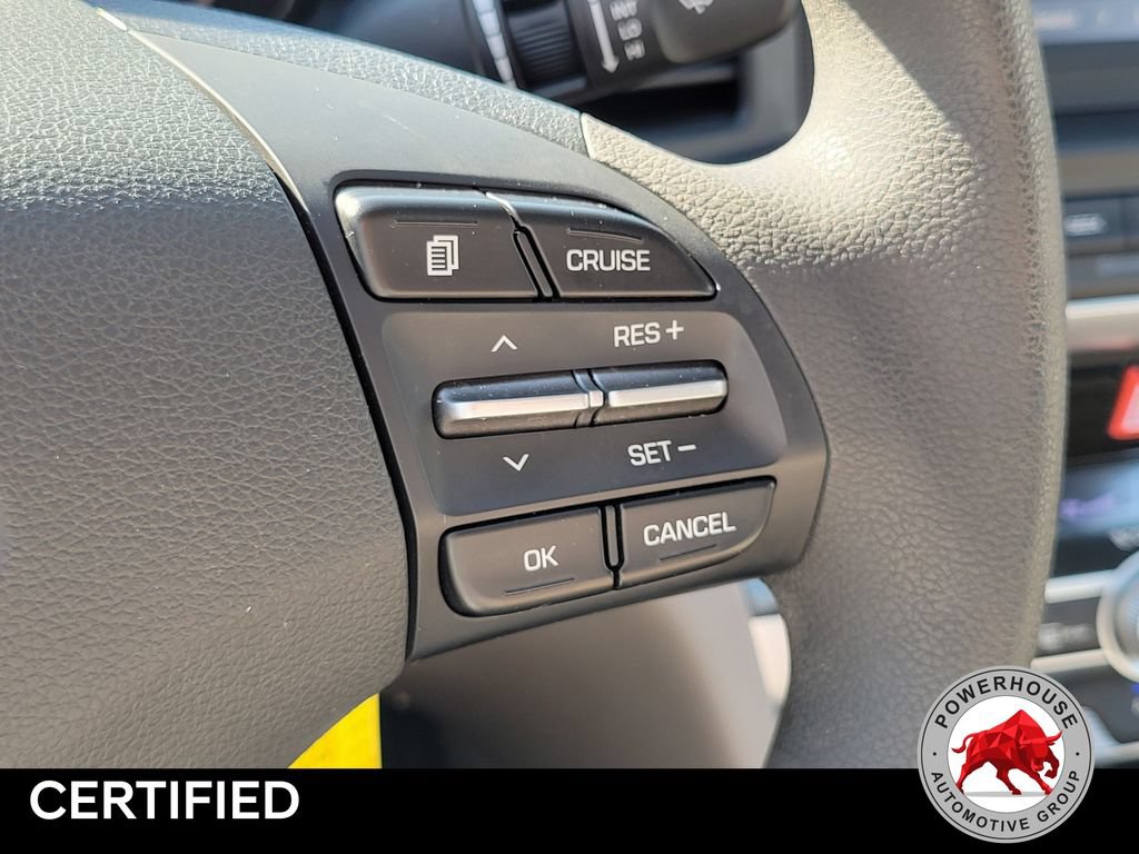 Used 2020 Hyundai Elantra SE FWD image 27