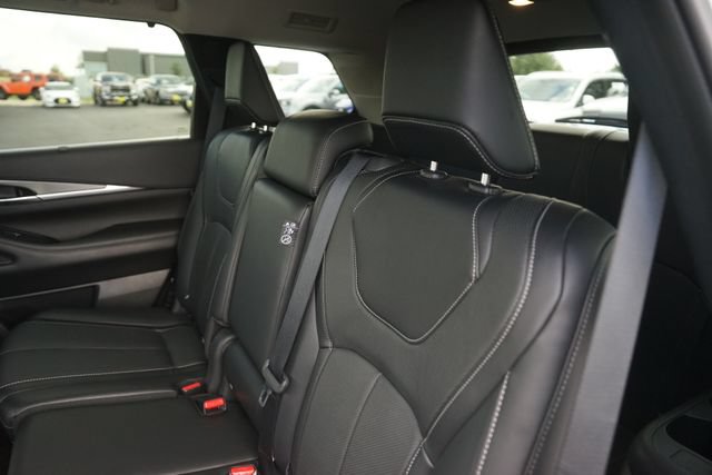 Used 2024 INFINITI QX60 Luxe FWD image 14