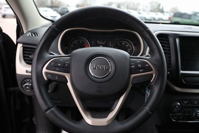 Used 2017 Jeep Cherokee Latitude image 35