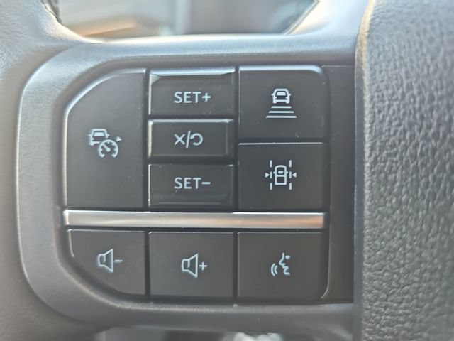 Certified 2025 Ford F150 Lightning Lariat AWD/4WD image 17