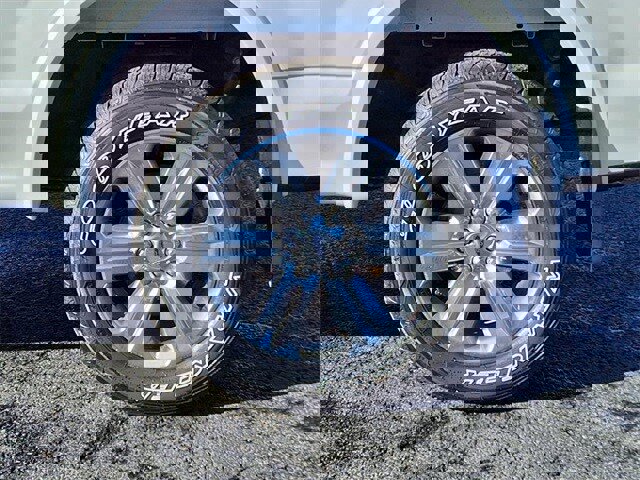 Certified 2018 Ford F150 Lariat w/ Equipment Group 502A Luxury image 9