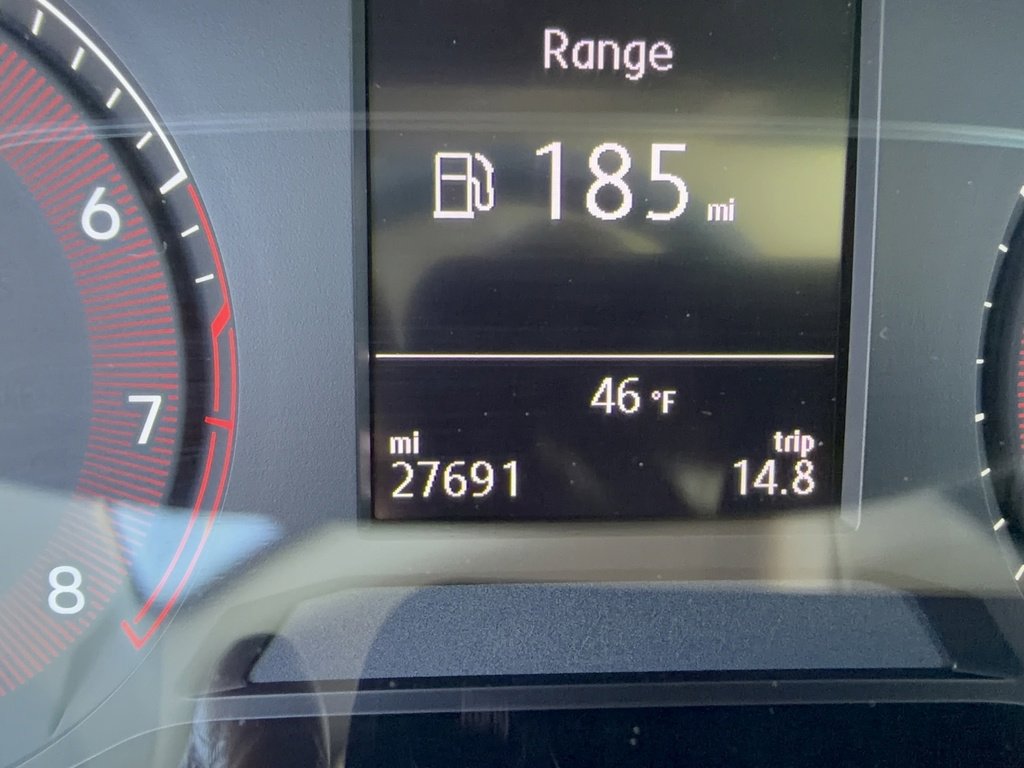 Used 2021 Volkswagen Jetta SE image 18