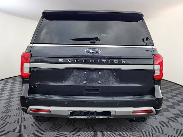 Certified 2024 Ford Expedition XLT image 6