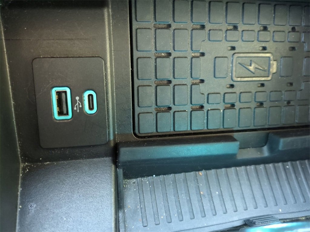 Certified 2024 Ford Expedition XLT image 22