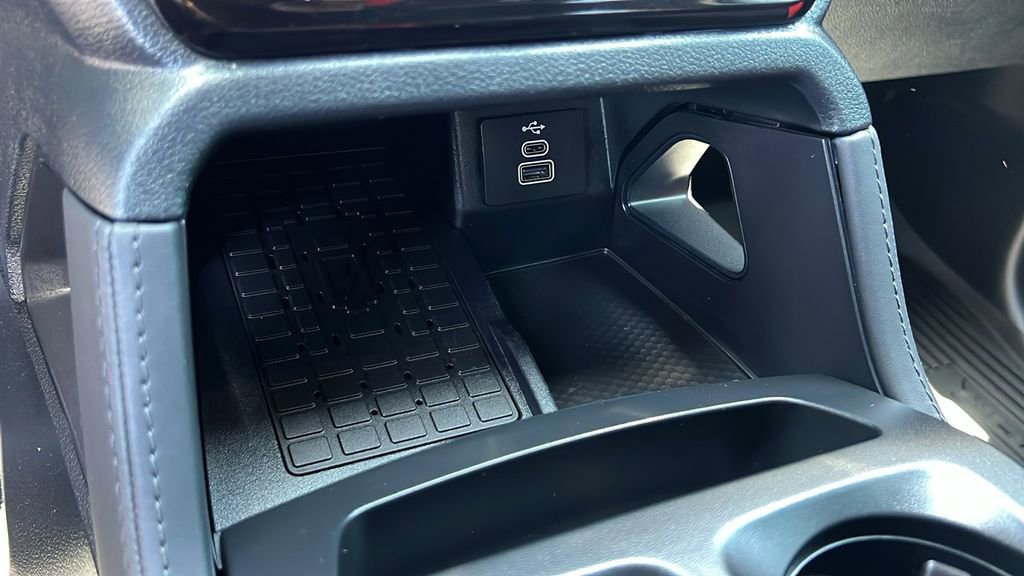 Certified 2025 Ford Ranger Raptor AWD/4WD image 17