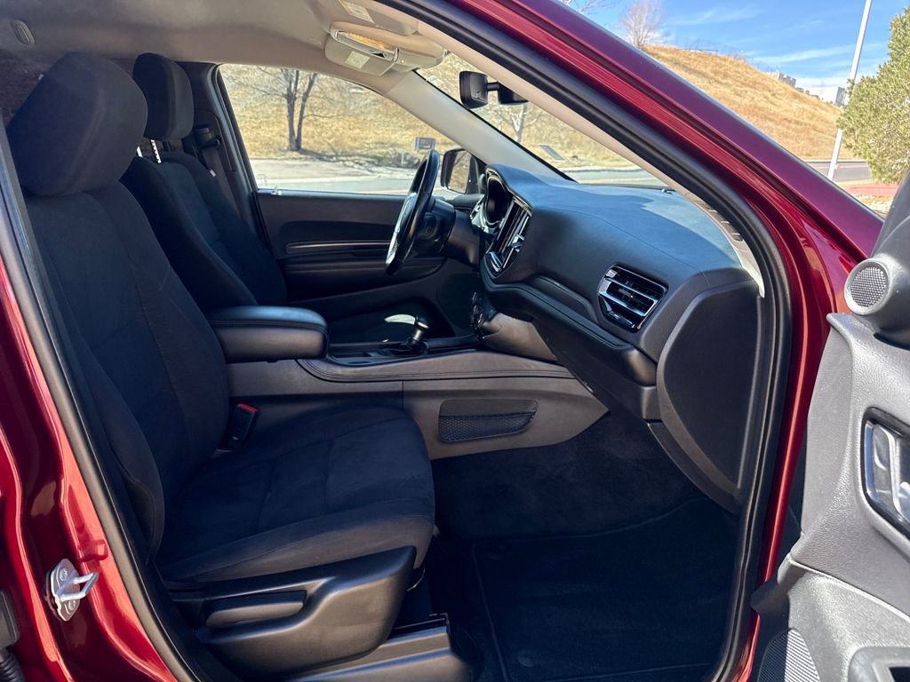 Used 2021 Dodge Durango SXT image 30