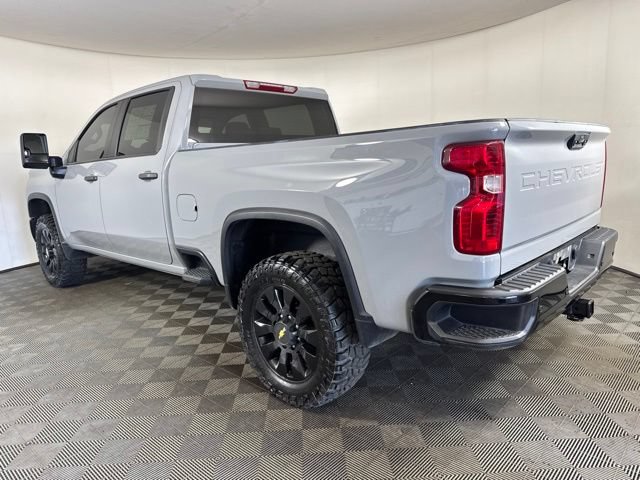 Used 2024 Chevrolet Silverado 2500 Custom w/ Custom Value Package AWD/4WD image 6
