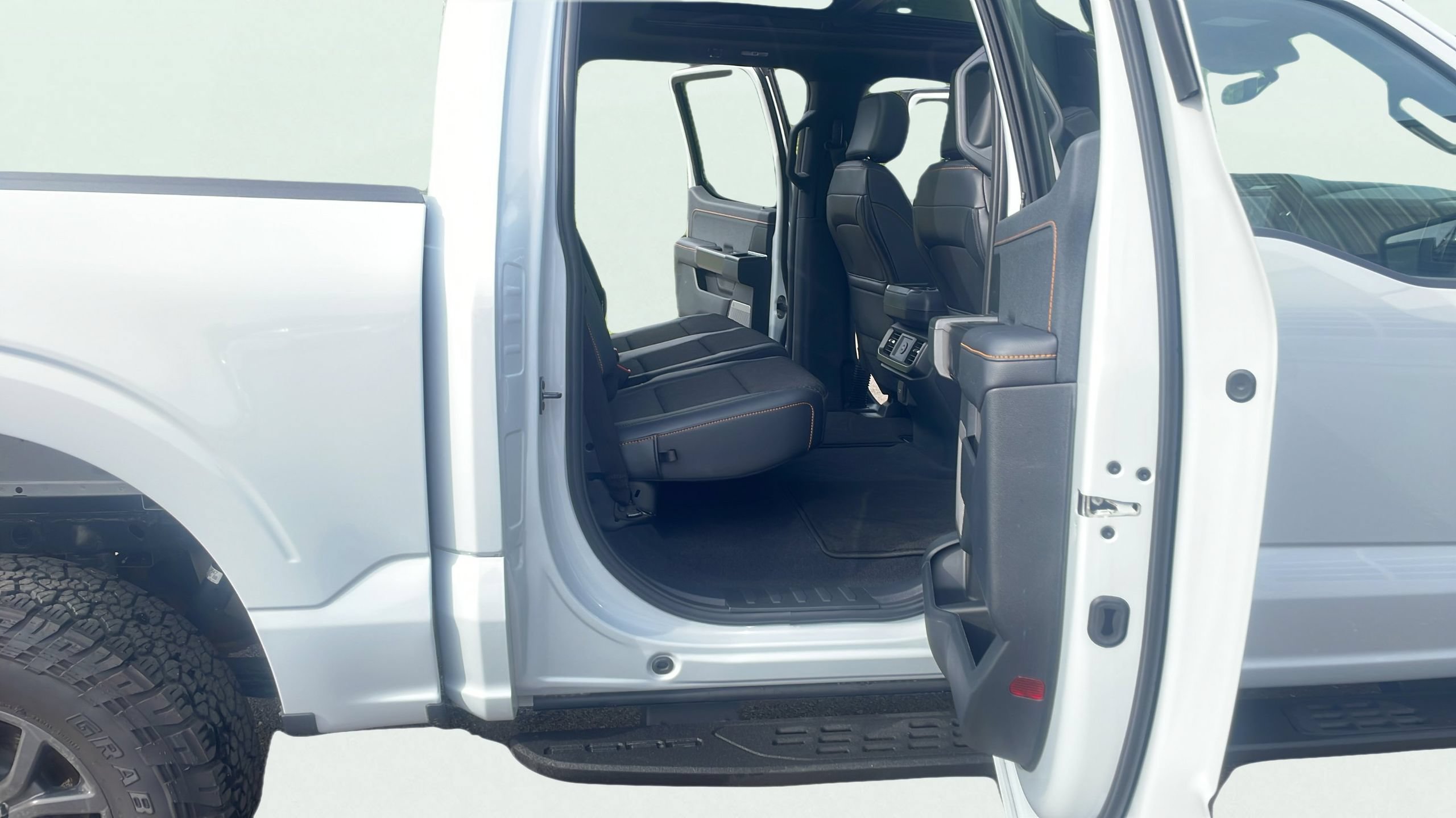 Certified 2025 Ford F150 Tremor AWD/4WD image 15