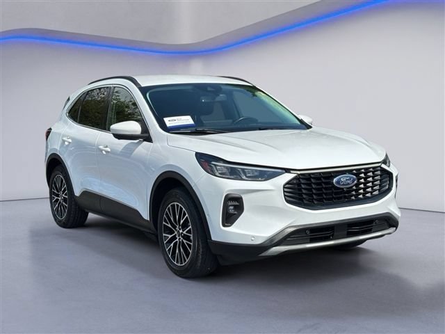 Certified 2023 Ford Escape SE w/ PHEV Premium Package FWD image 4