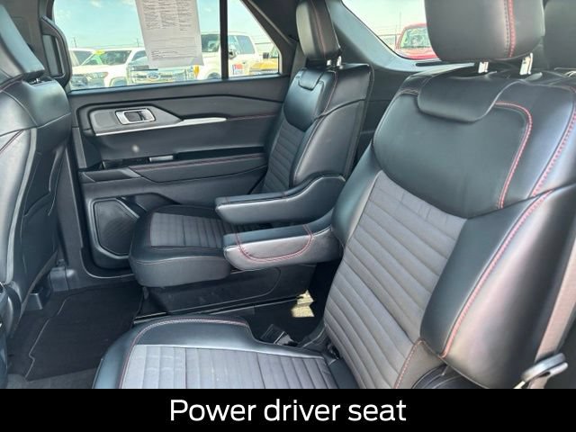Certified 2025 Ford Explorer ST-Line AWD/4WD image 18