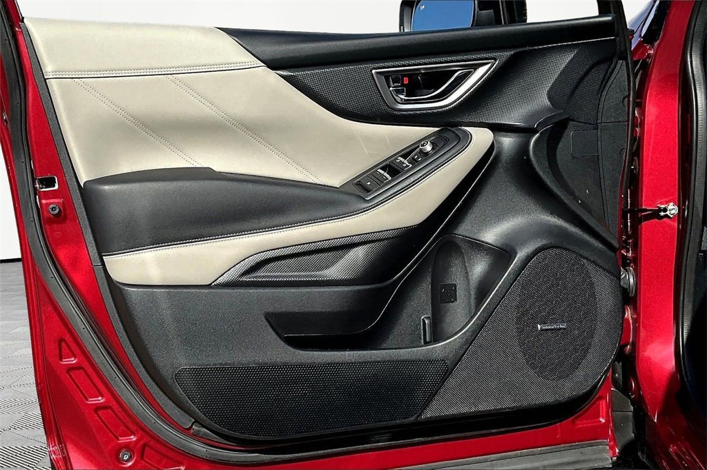 Used 2022 Subaru Forester Limited image 23