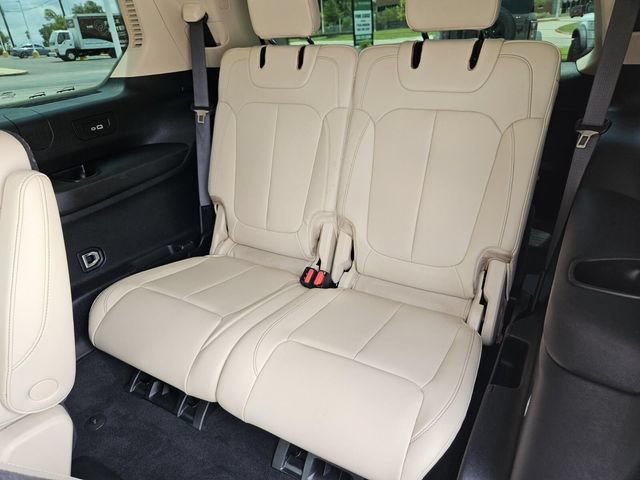 Used 2021 Jeep Grand Cherokee L Limited RWD image 25