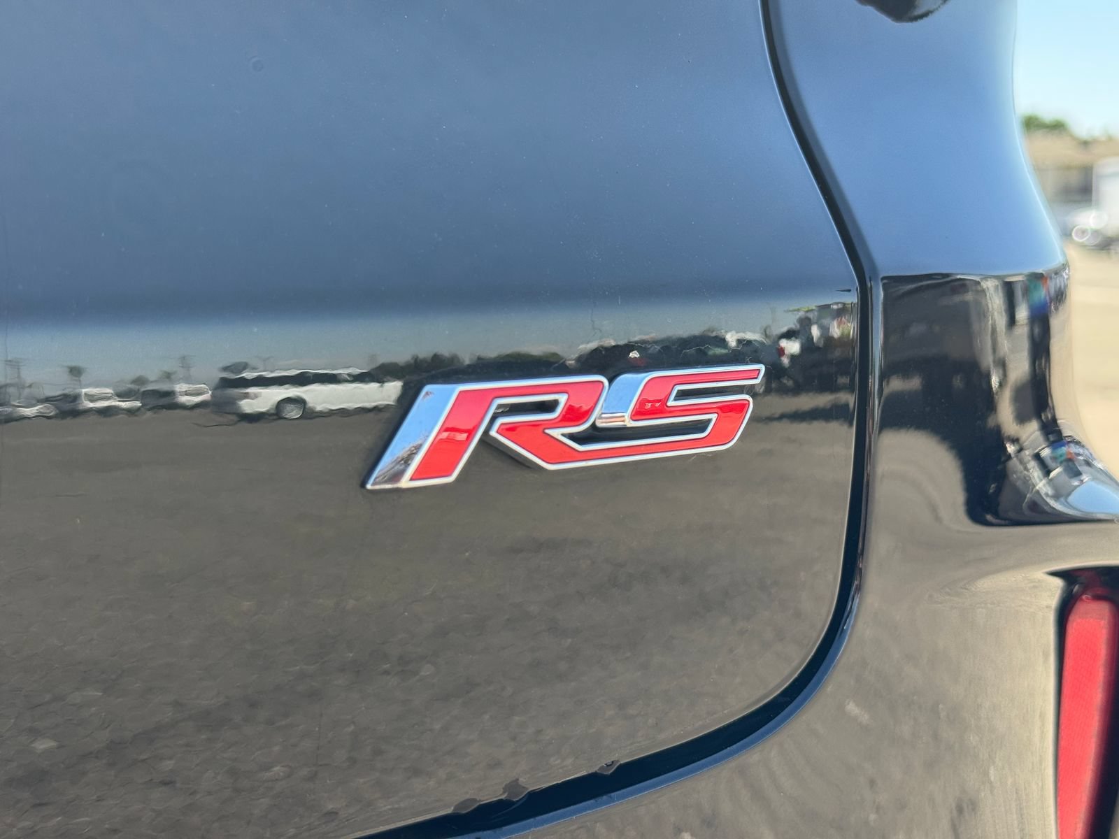 Used 2023 Chevrolet TrailBlazer RS w/ Sun and Liftgate Package FWD image 5