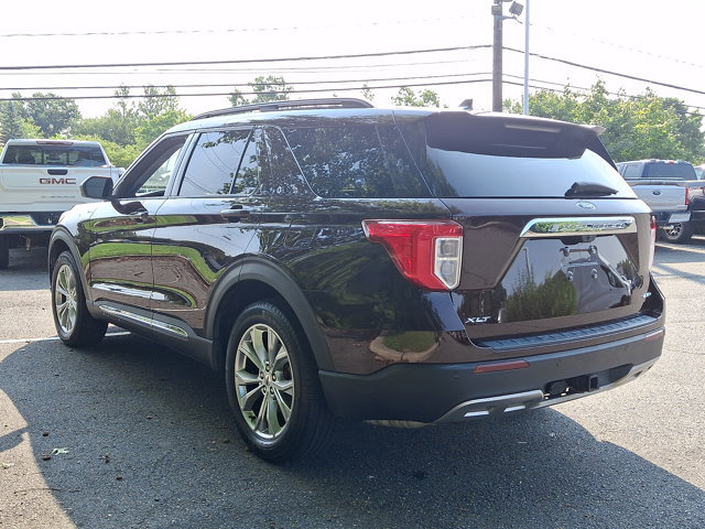 Certified 2023 Ford Explorer XLT w/ Equipment Group 202A AWD/4WD image 8