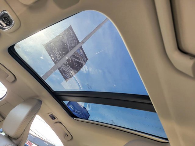 Used 2021 Volvo S60 T5 Momentum image 14