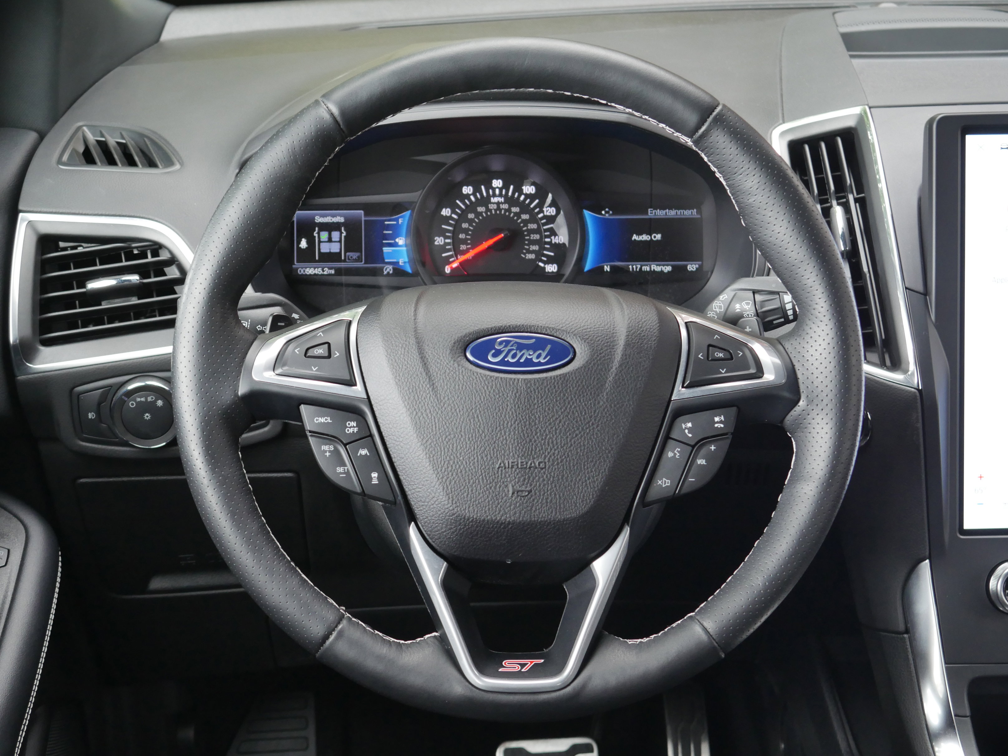 Certified 2022 Ford Edge ST w/ Equipment Group 401A AWD/4WD image 7