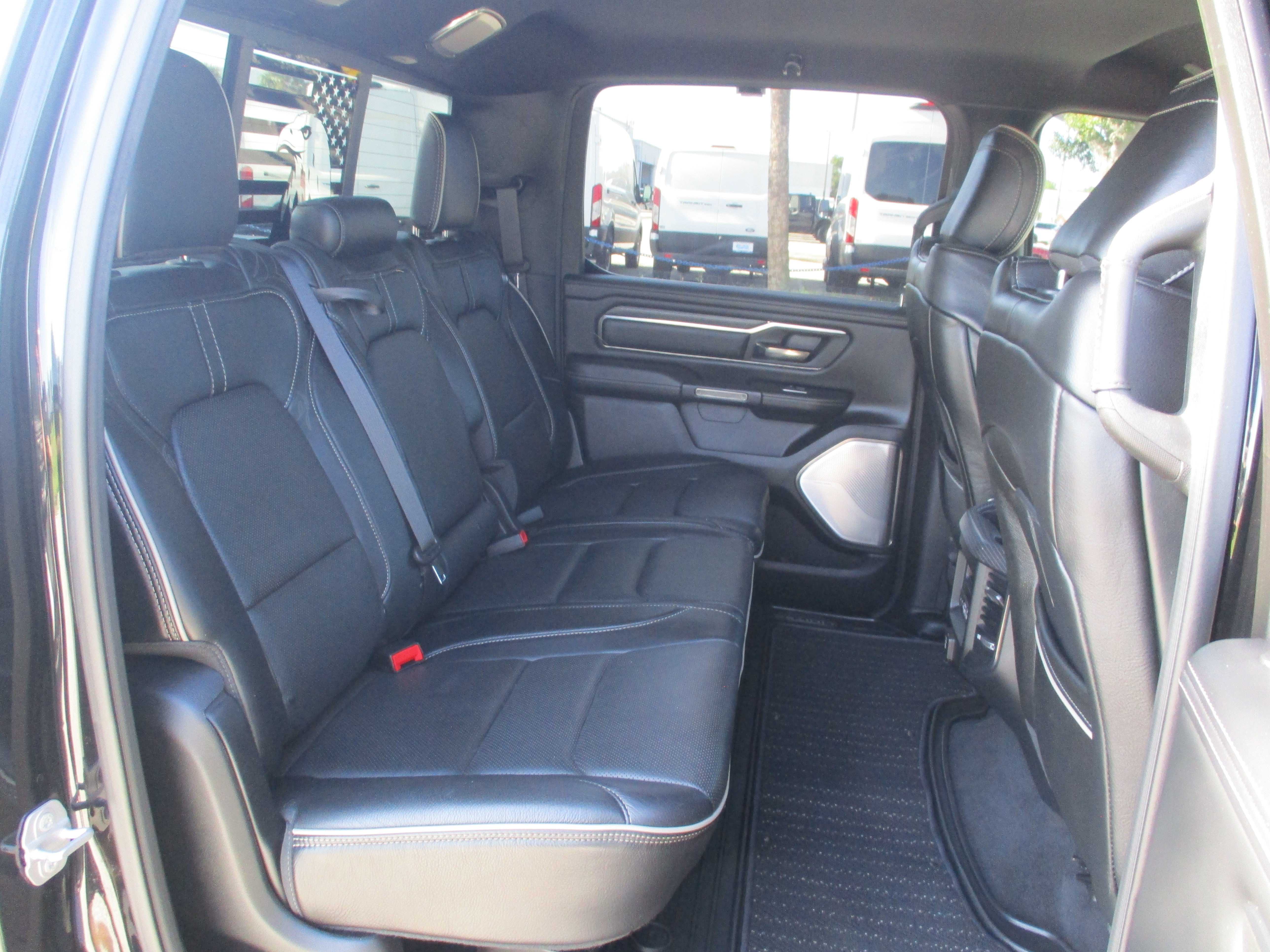 Used 2019 RAM 1500 Limited AWD/4WD image 11