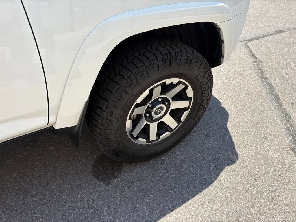 Used 2024 Toyota 4Runner TRD Off-Road Premium w/ Moonroof Package AWD/4WD image 14