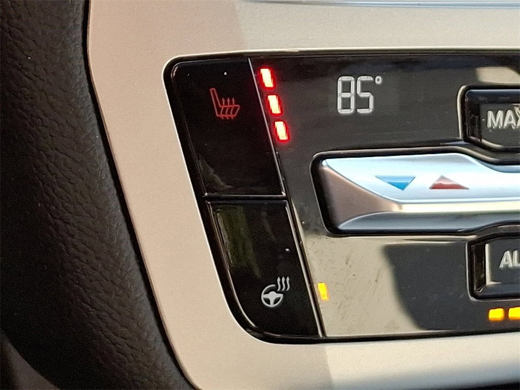 Certified 2021 Ford Explorer XLT w/ Equipment Group 202A image 27