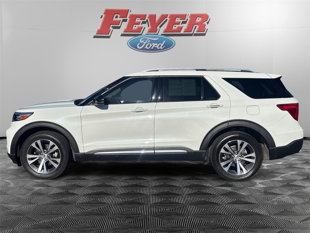 Certified 2020 Ford Explorer Platinum w/ Premium Technology Package image 2