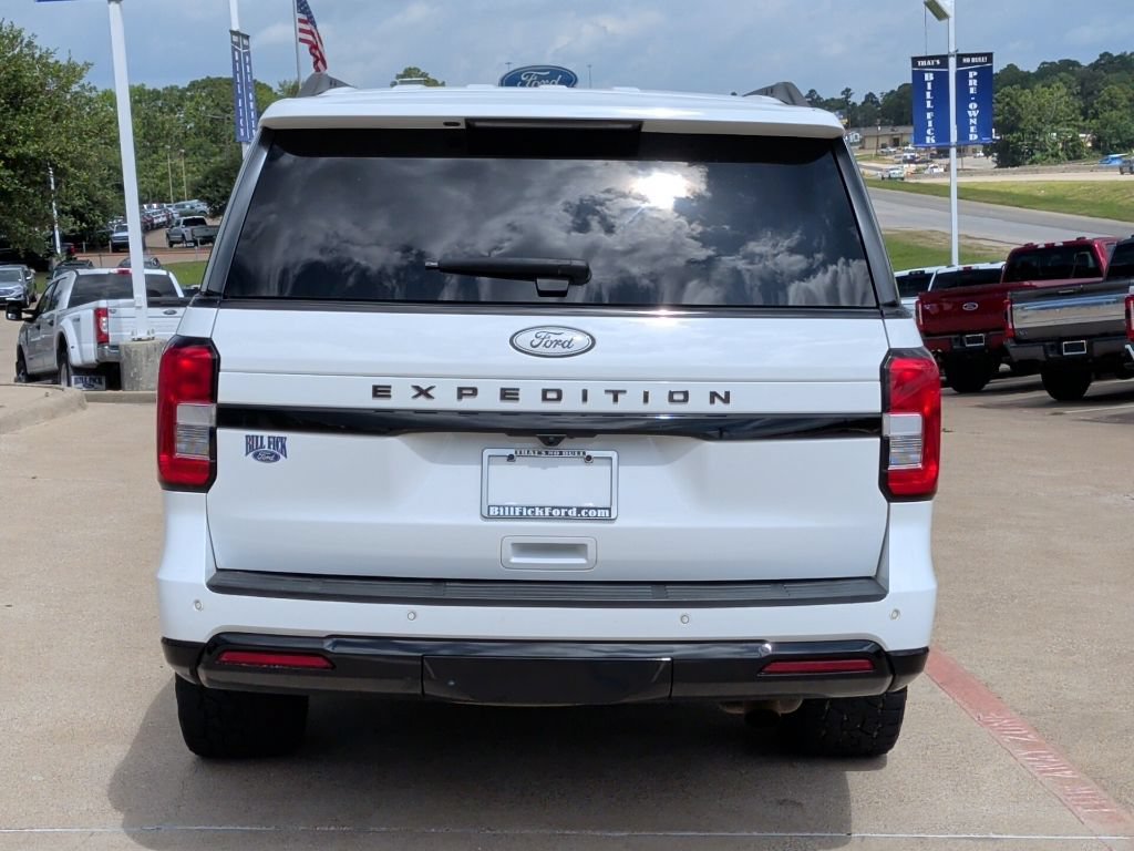 Certified 2023 Ford Expedition Max XLT RWD image 4