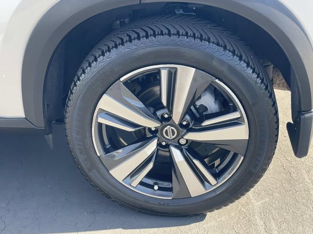 Used 2021 Nissan Rogue SL w/ Premium Package image 39