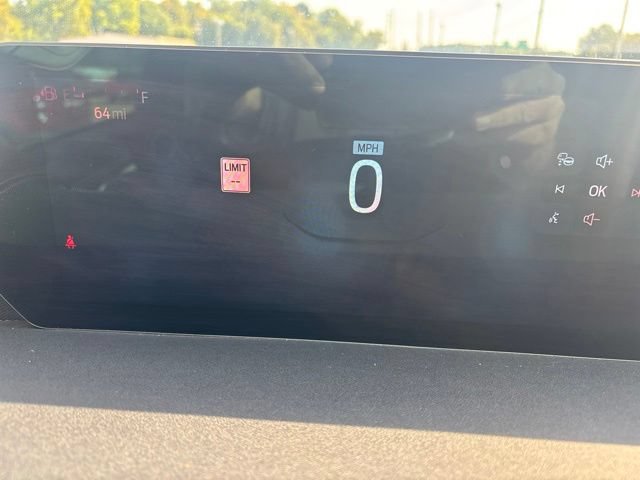 Certified 2025 Ford Expedition Platinum w/ Driver's Package AWD/4WD image 17