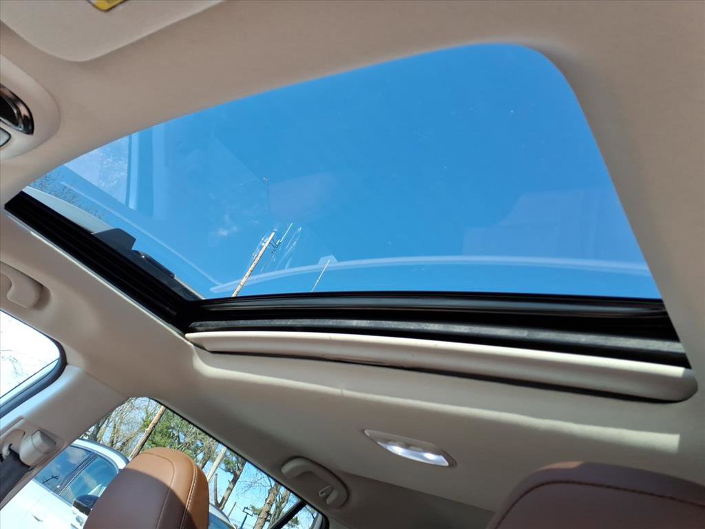 Used 2023 Subaru Outback Touring XT image 10