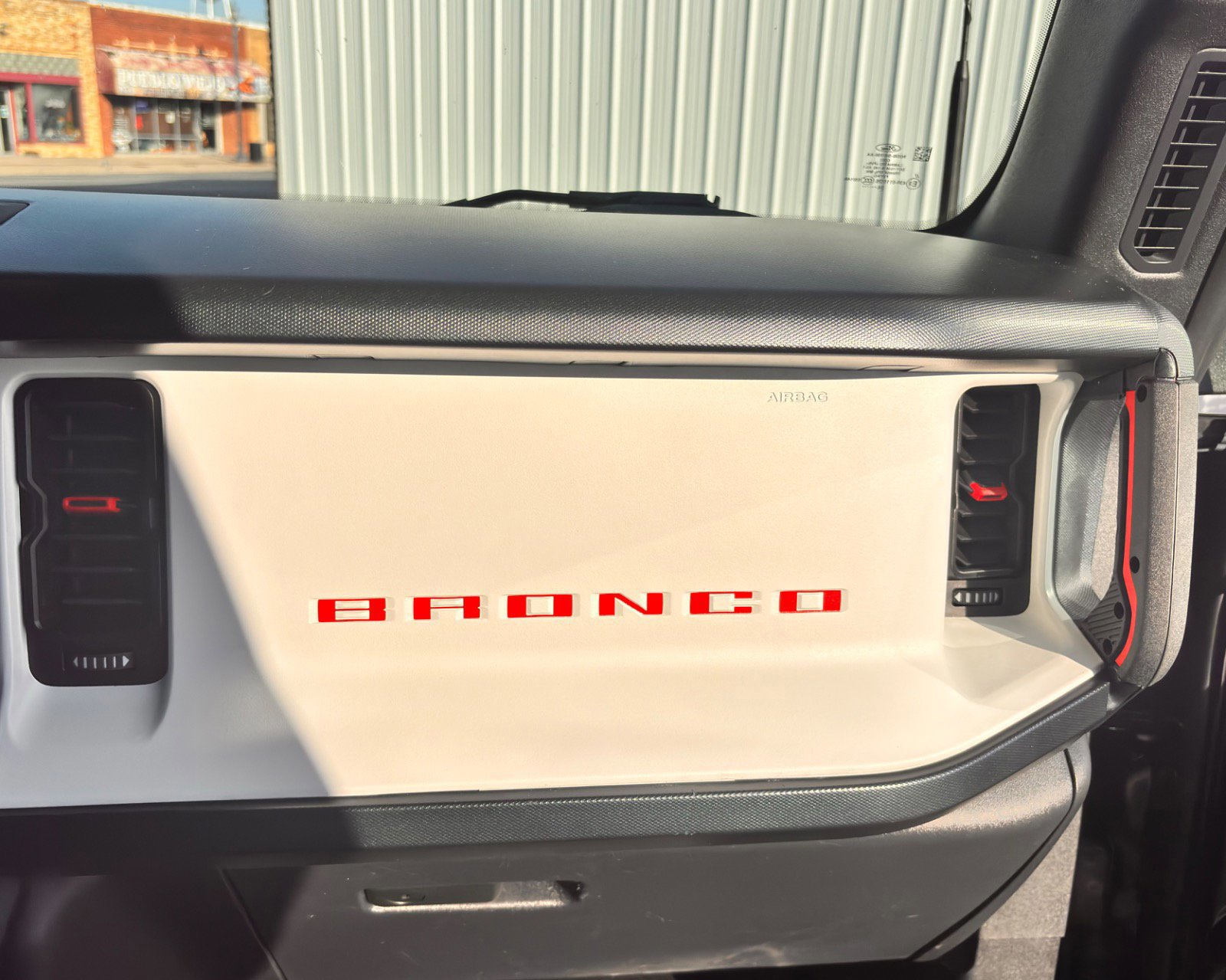 Certified 2024 Ford Bronco Heritage Edition image 46