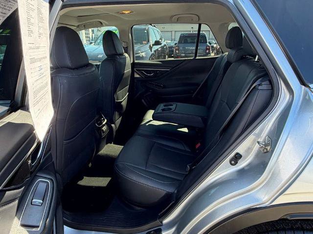 Used 2020 Subaru Outback Limited AWD/4WD image 17