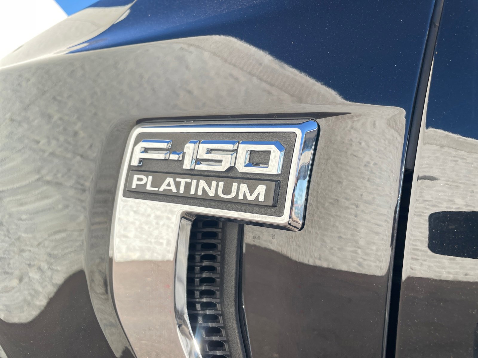 Certified 2023 Ford F150 Platinum w/ Equipment Group 701A High image 22