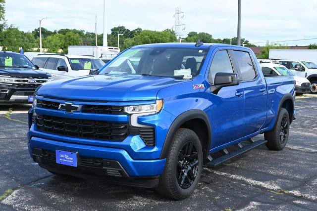 Used 2023 Chevrolet Silverado 1500 RST w/ Z71 Off-Road Package AWD/4WD image 5